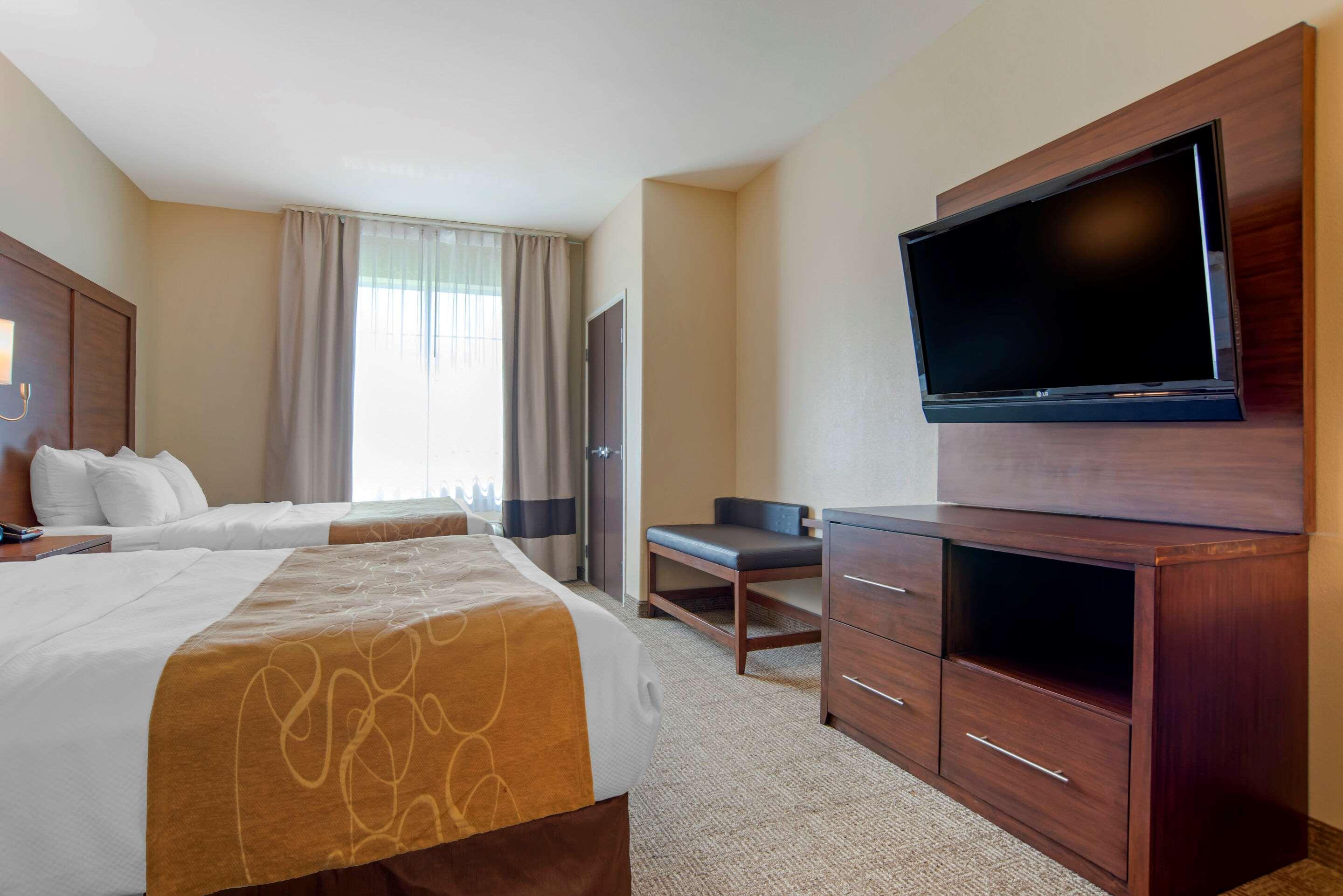 Comfort Suites Alexandria Ngoại thất bức ảnh