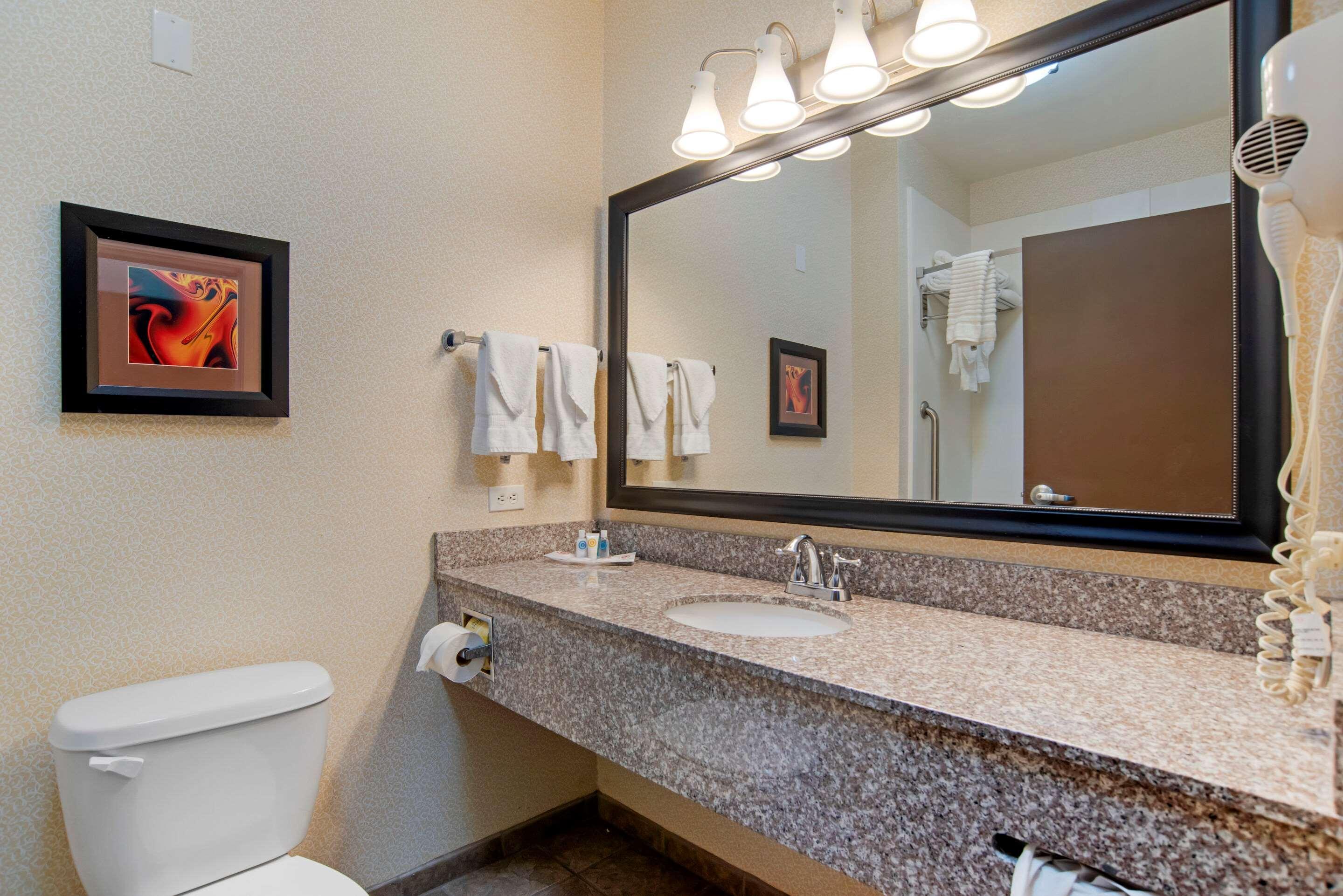 Comfort Suites Alexandria Ngoại thất bức ảnh