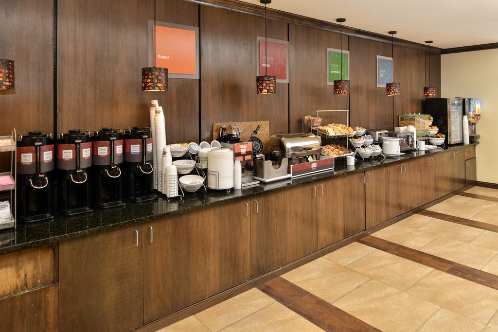Comfort Suites Alexandria Ngoại thất bức ảnh