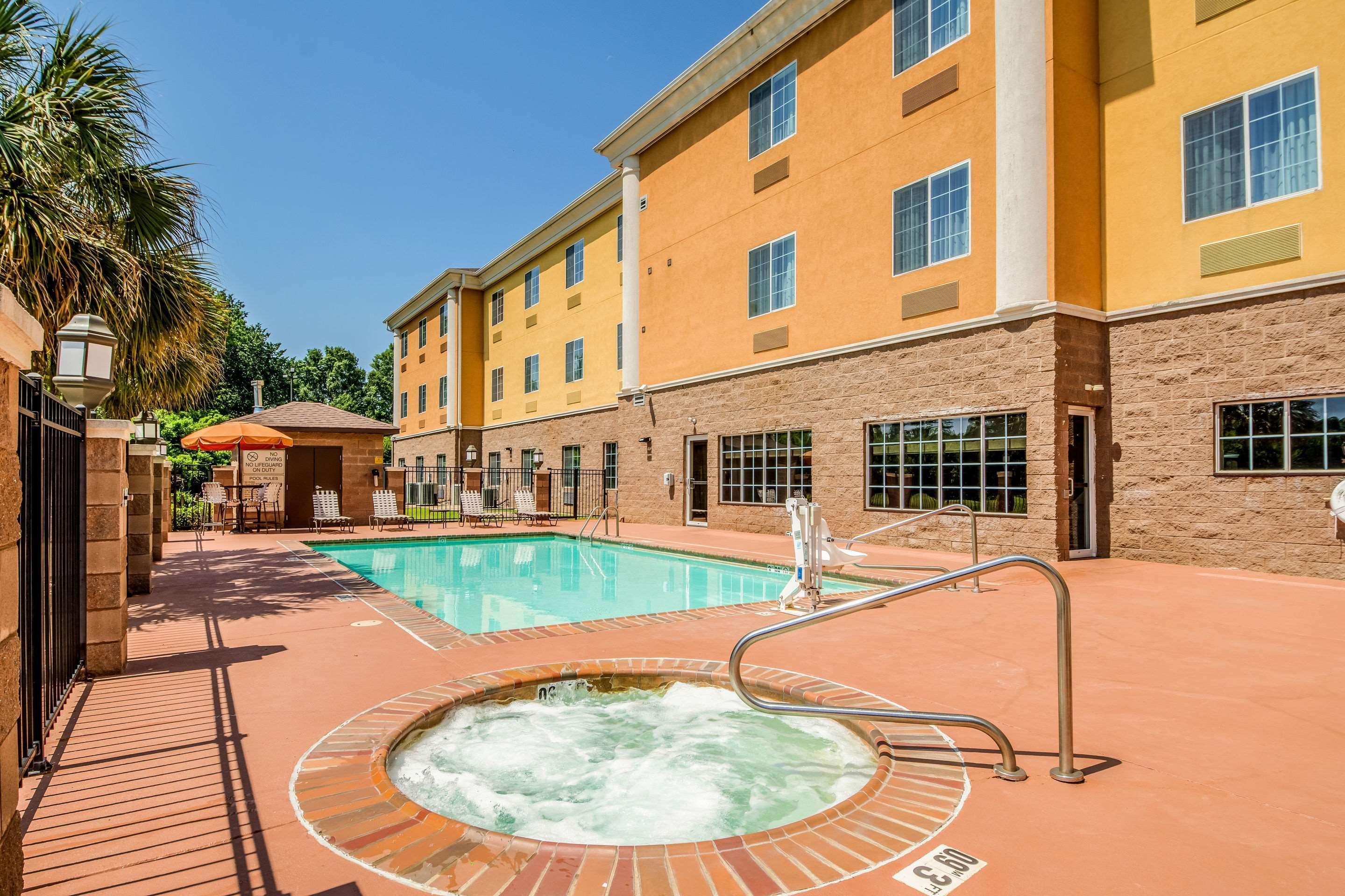 Comfort Suites Alexandria Ngoại thất bức ảnh