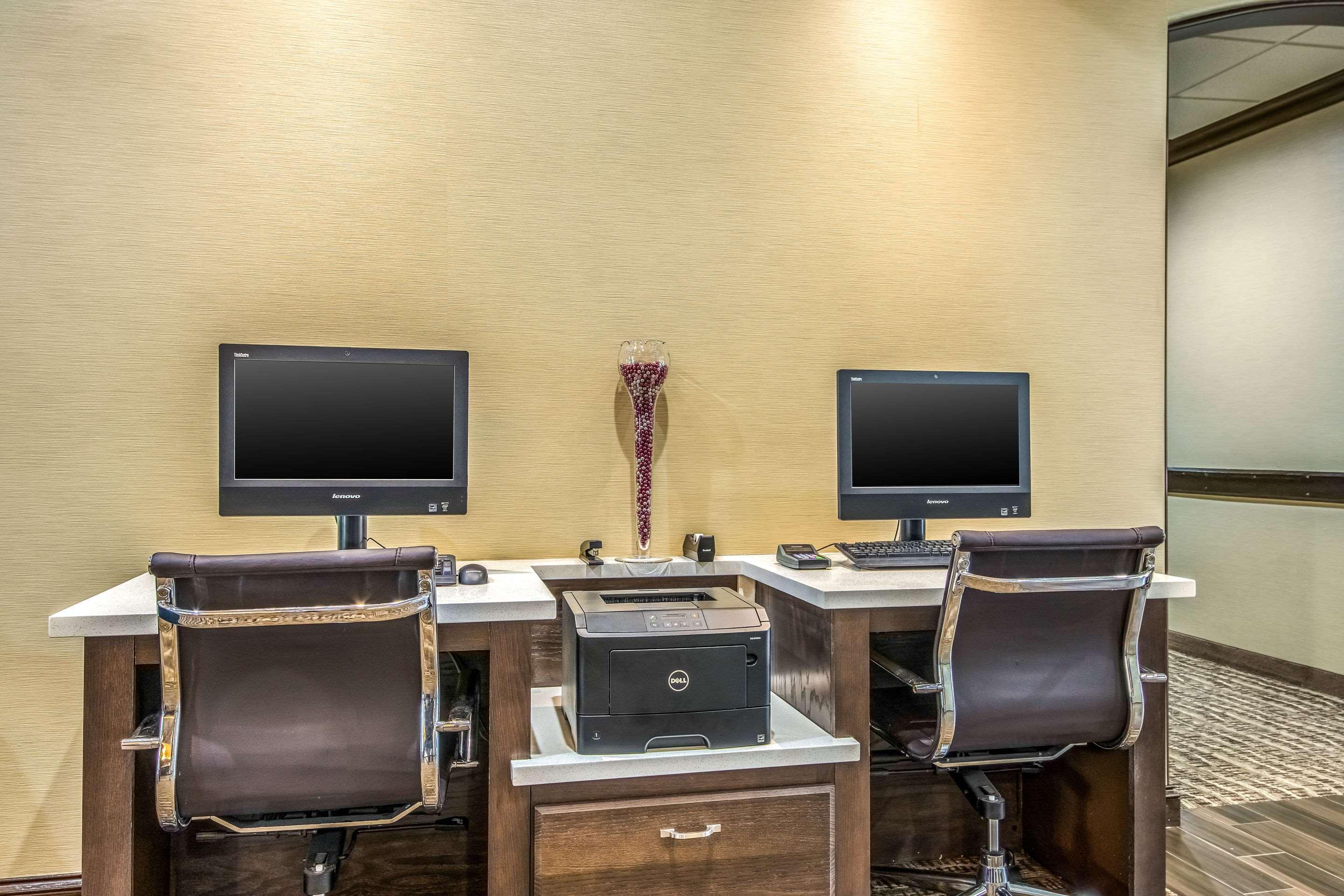 Comfort Suites Alexandria Ngoại thất bức ảnh